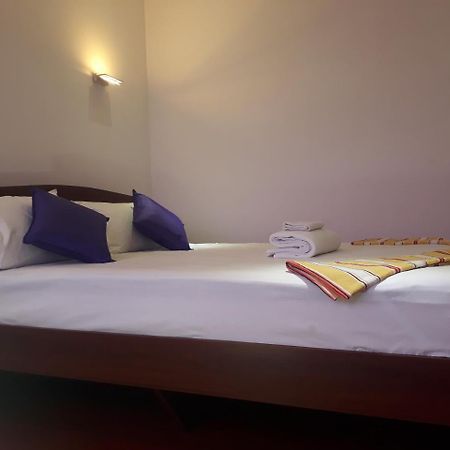 Brinthavanam Days Inn Jaffna Exterior photo